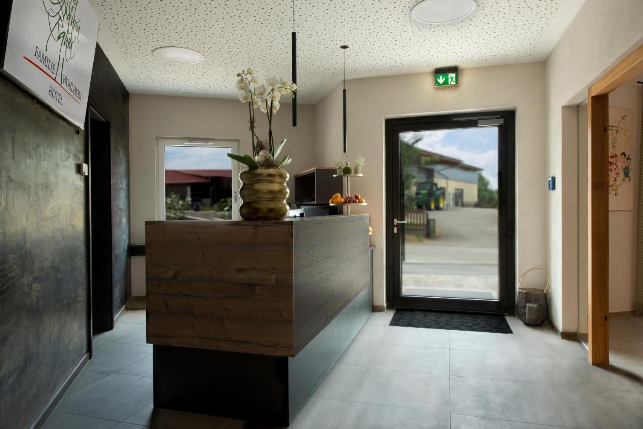 Hotel Zum Gruenen Baum Pfahlheim Extérieur photo