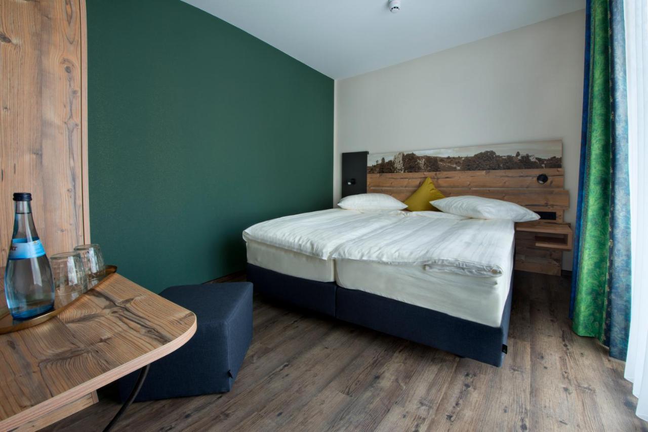 Hotel Zum Gruenen Baum Pfahlheim Extérieur photo